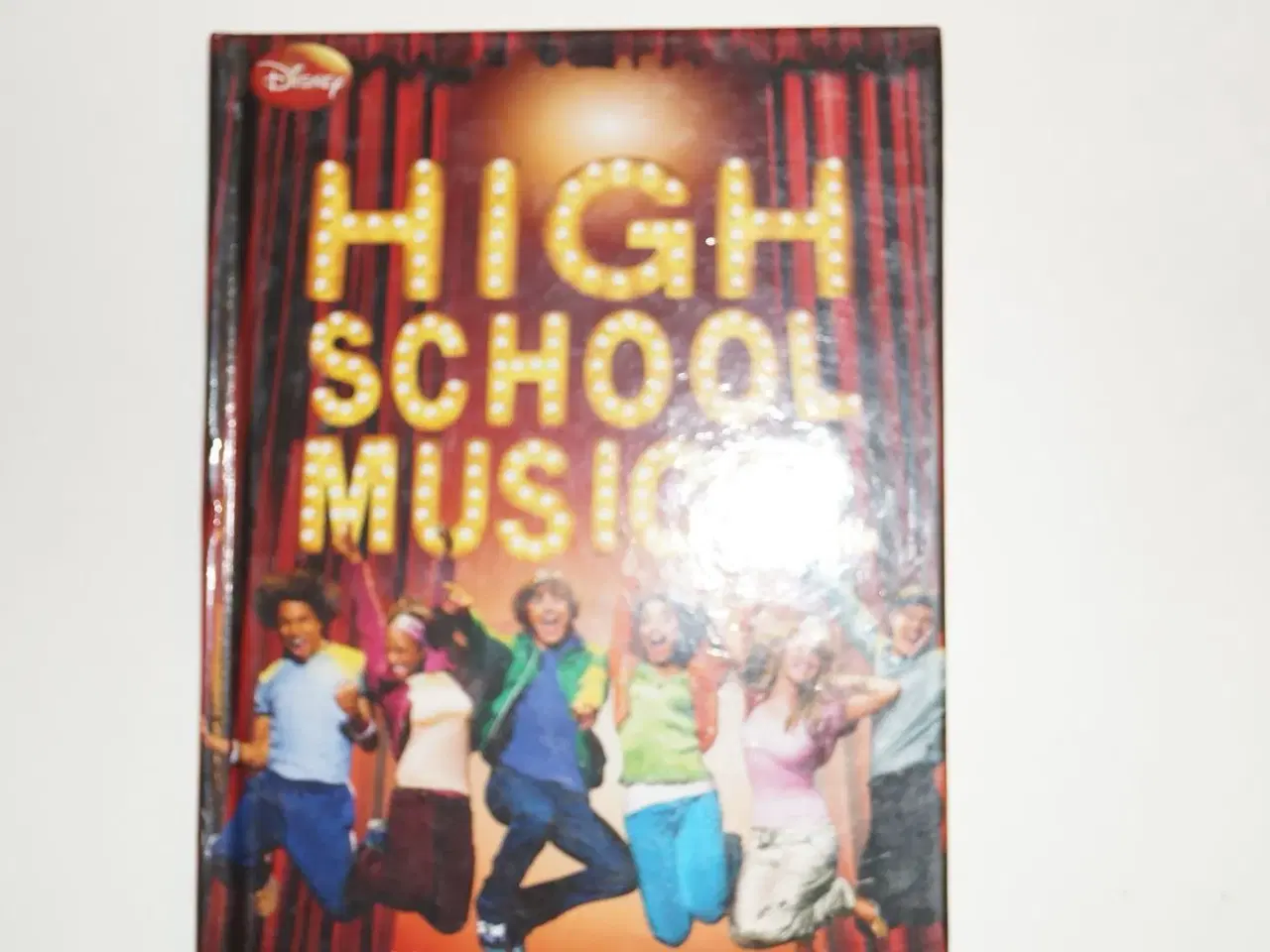 Billede 2 - High school musical  3 -  filmbog