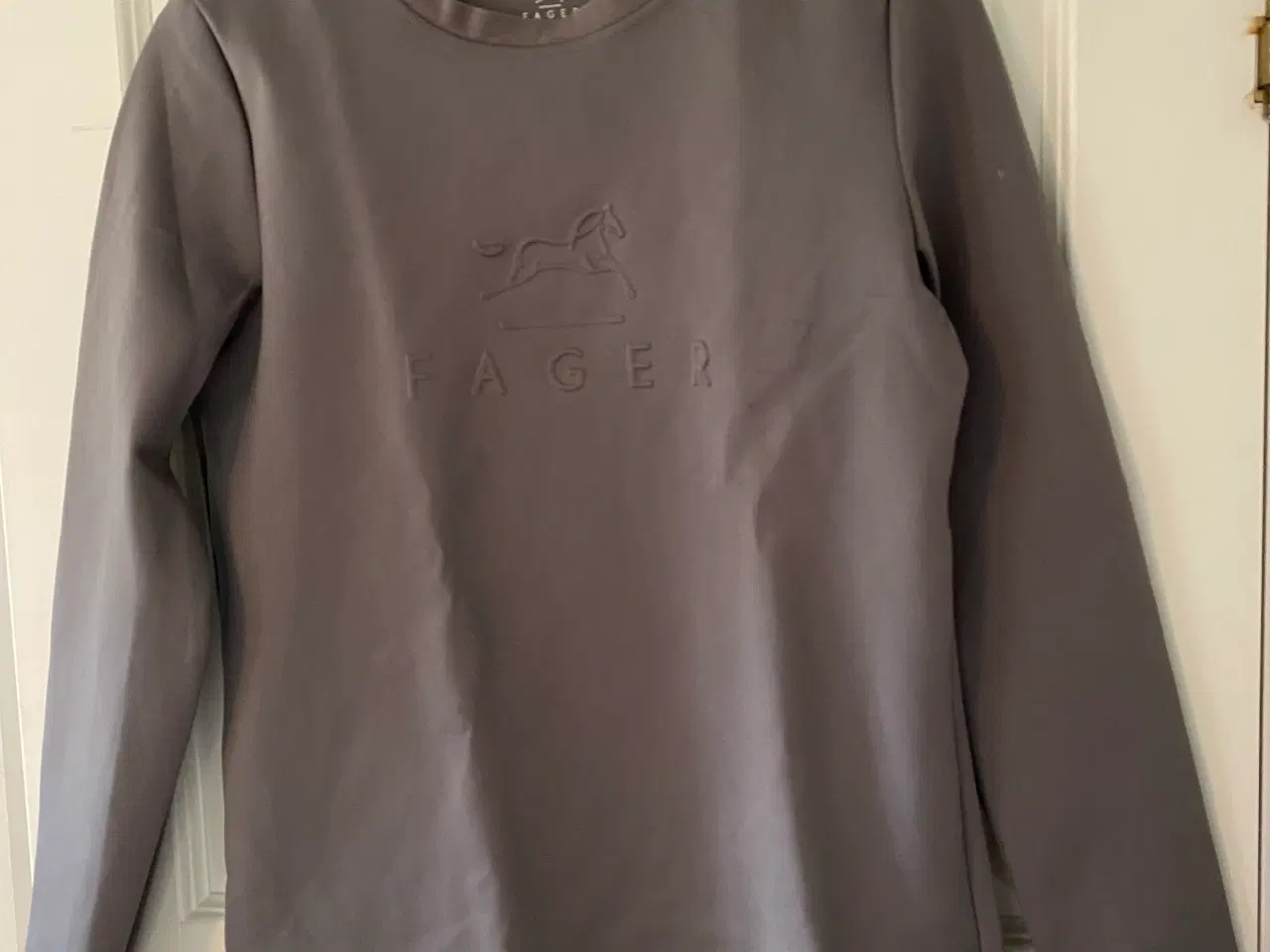 Billede 1 - Fager ridetrøje 
