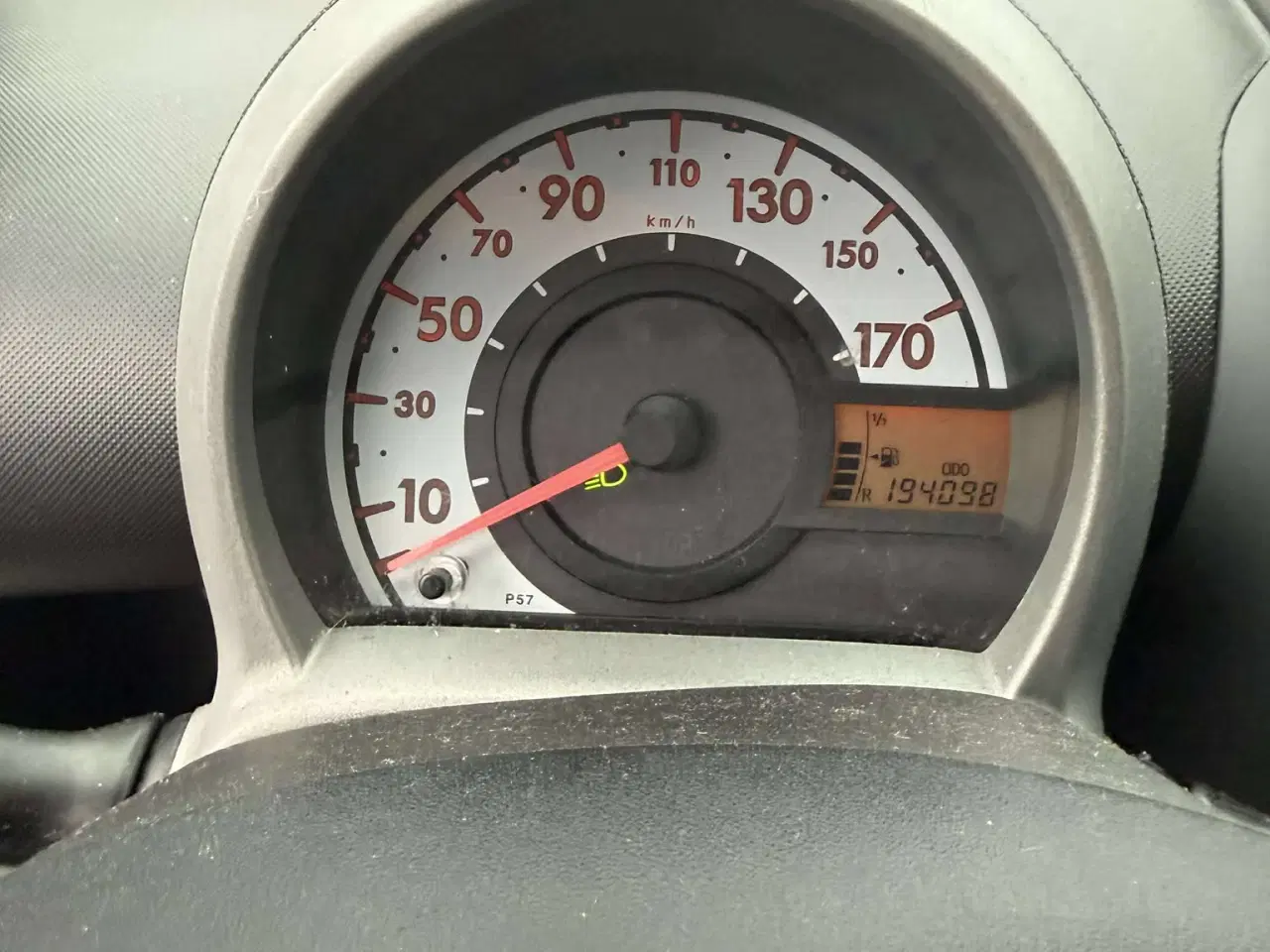 Billede 8 - Toyota Aygo 1.0 benzin • 2011 • hvid • Nysynet