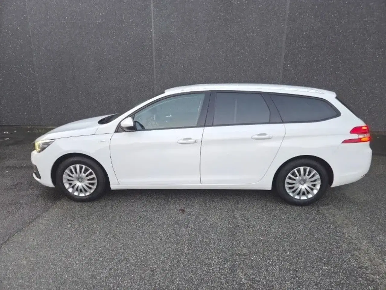 Billede 1 - Peugeot 308 1,5 BlueHDi 130 Prestige SW Van