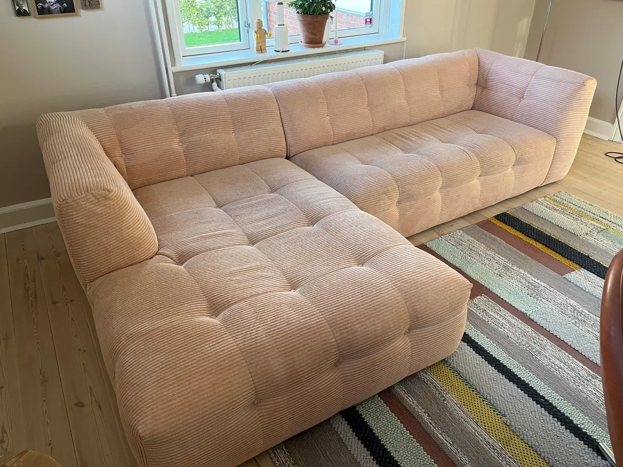 Billede 3 - Lækker sofa med chaiselong