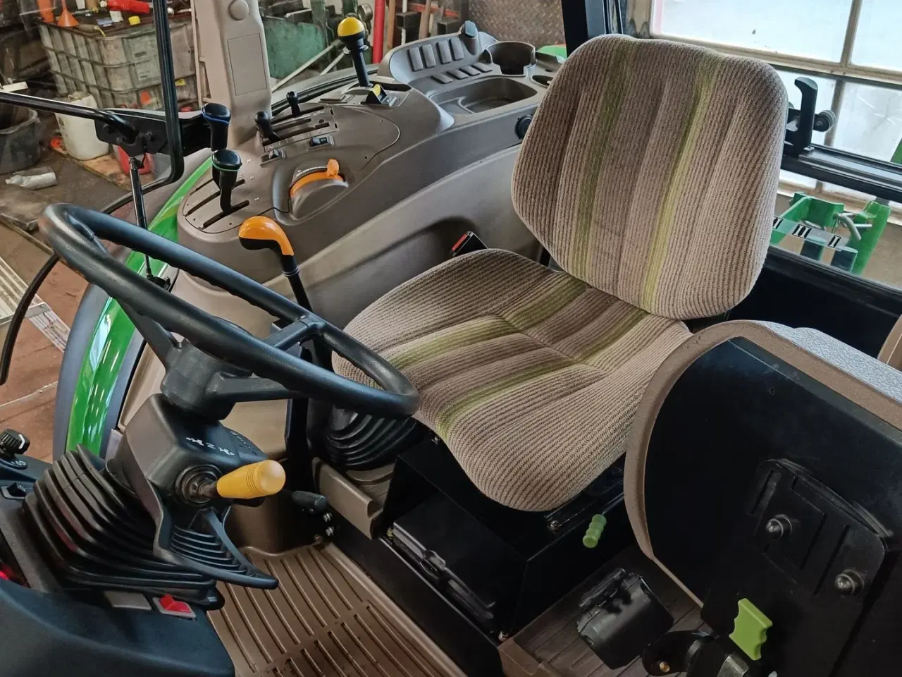 Billede 14 - John Deere 5070M med 40 km/t gearkasse