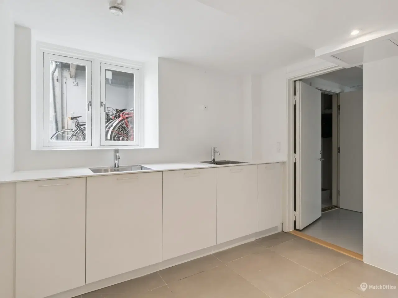 Billede 13 - Butiks-/kliniklokale i hjertet af Vesterbro