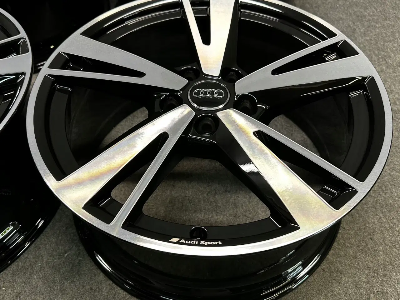 Billede 6 - AUDI A3 8Y 8Y0 18 8.0" x 18" 5x112 ET 46