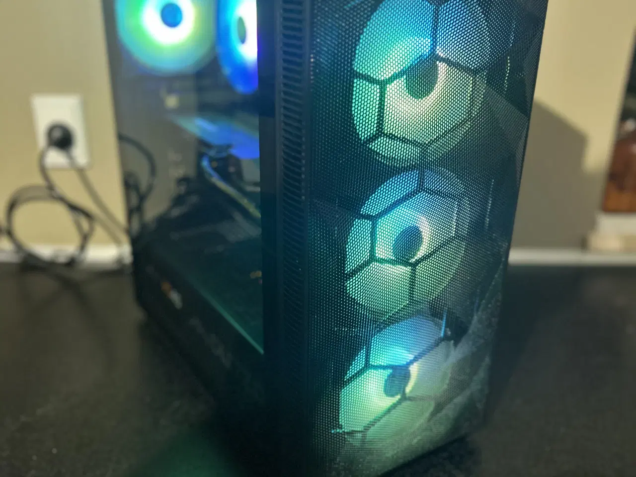 Billede 2 - GTX 1650 SUPER – i5-7500 Gamer-PC