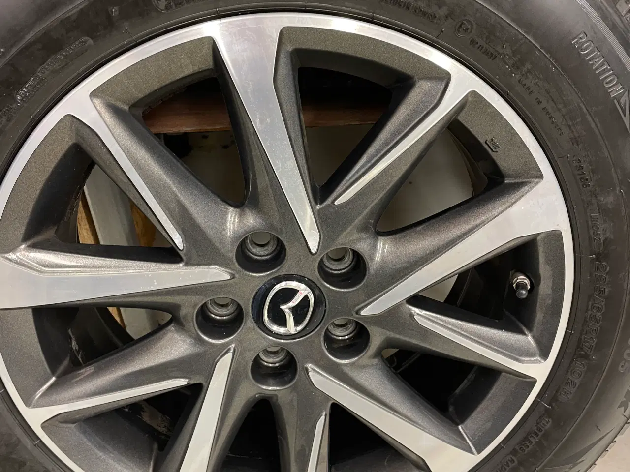 Billede 3 - 4 stk Mazda fælge med Brigeston dæk 225/65R17-102H