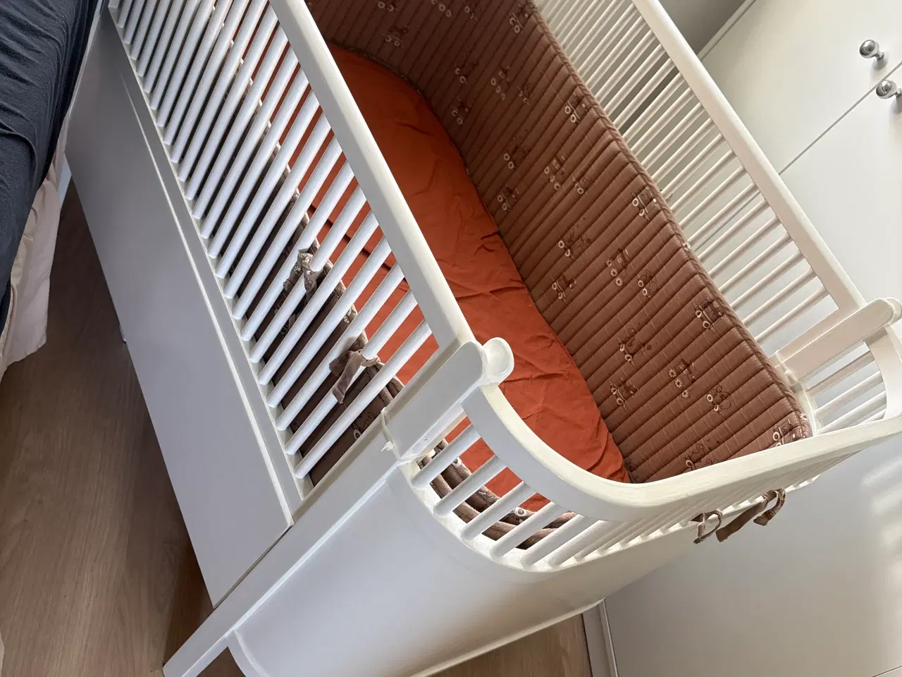 Billede 1 - Lille Per tremmeseng 