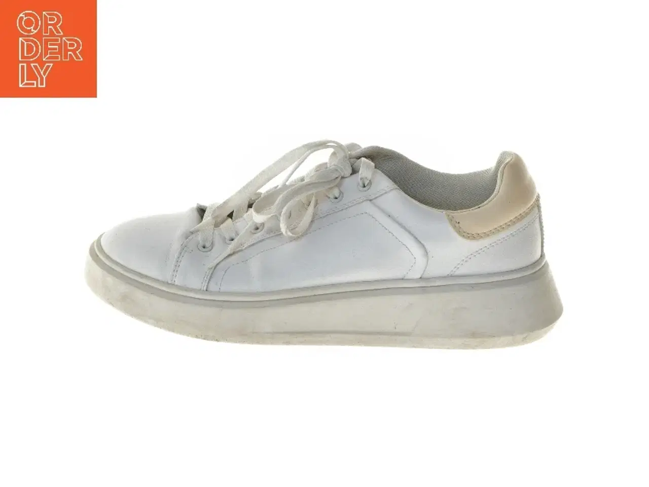 Billede 1 - Hvide sneakers fra Stradivarius (str. 41 )