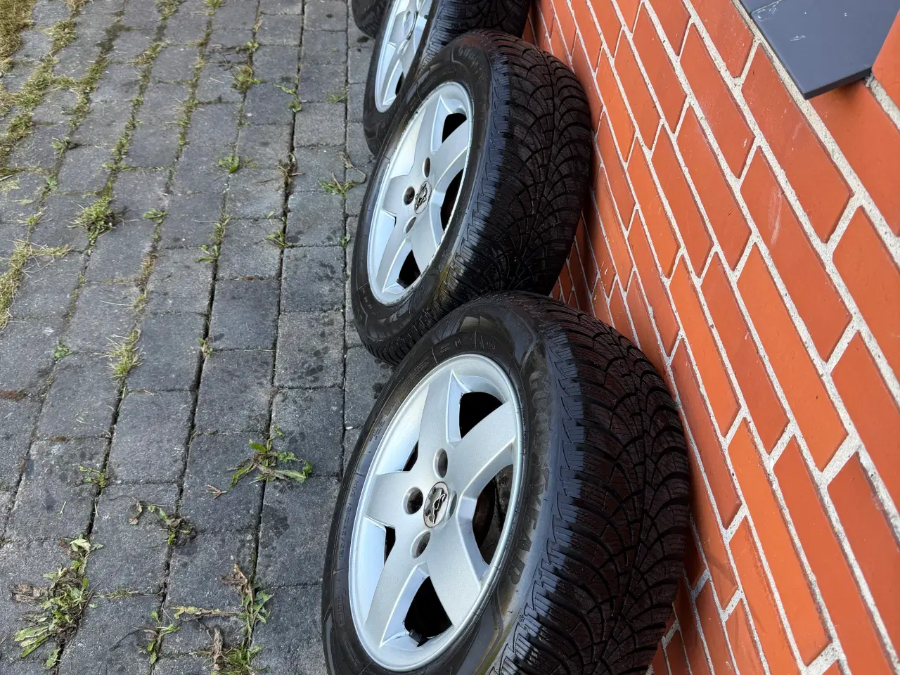 Billede 2 - 15 originale Peugeot/Citroen vintersæt
