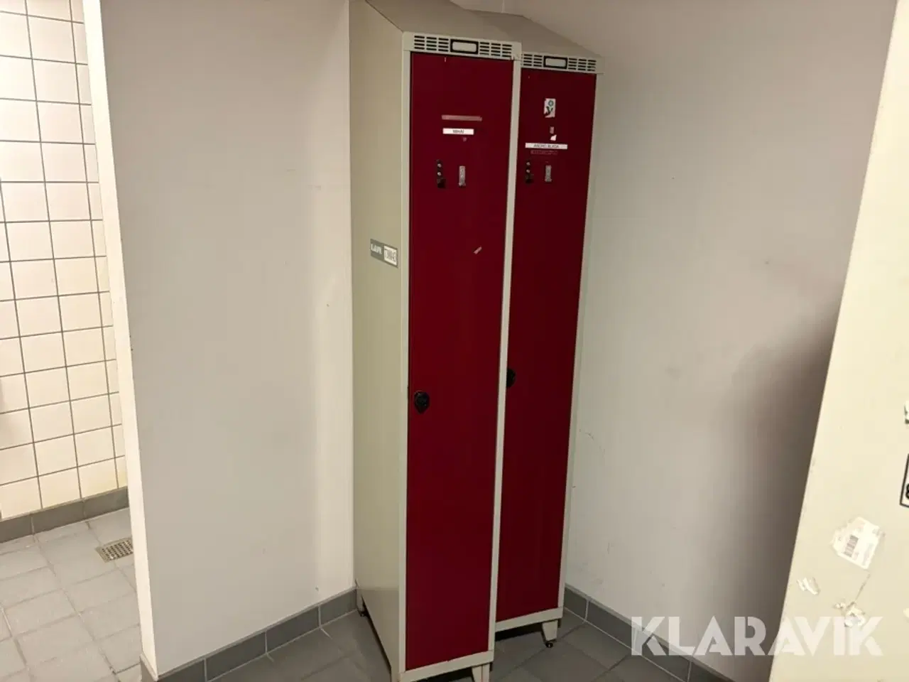 Billede 1 - Omklædningsskabe 3 styk