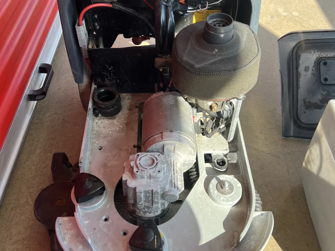 Billede 5 - Nilfisk SC 351 Gulvvasker 