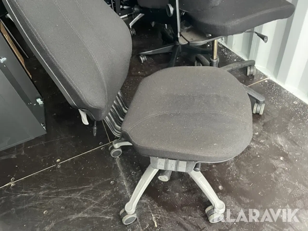 Billede 12 - Stole + Borde + tavler