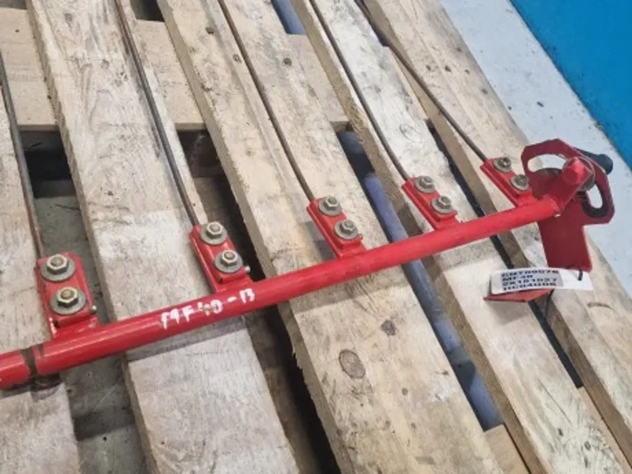 Billede 5 - Massey Ferguson 40 Hængselrør 28181527