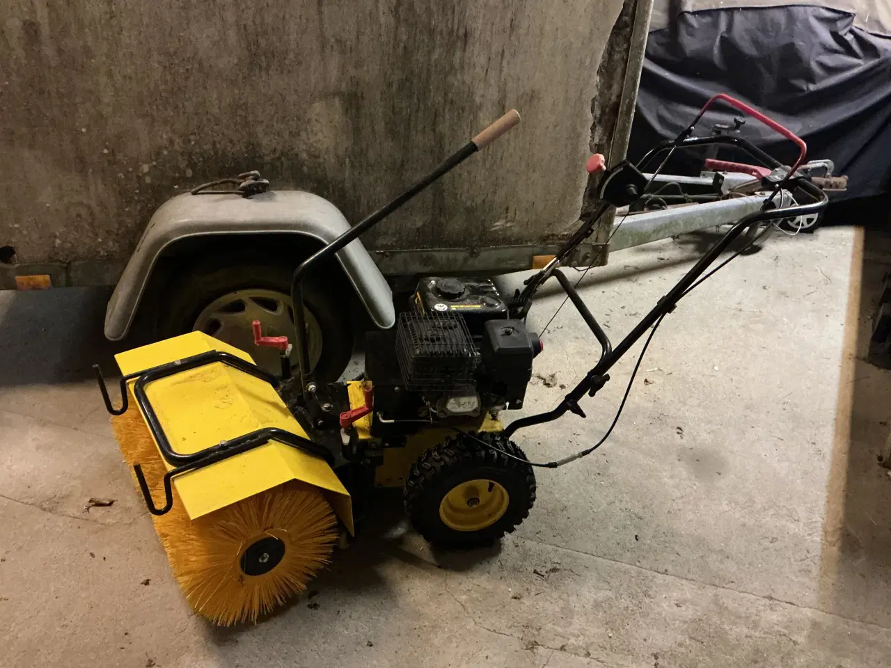 Billede 2 - loncin  fejemaskine 163cc