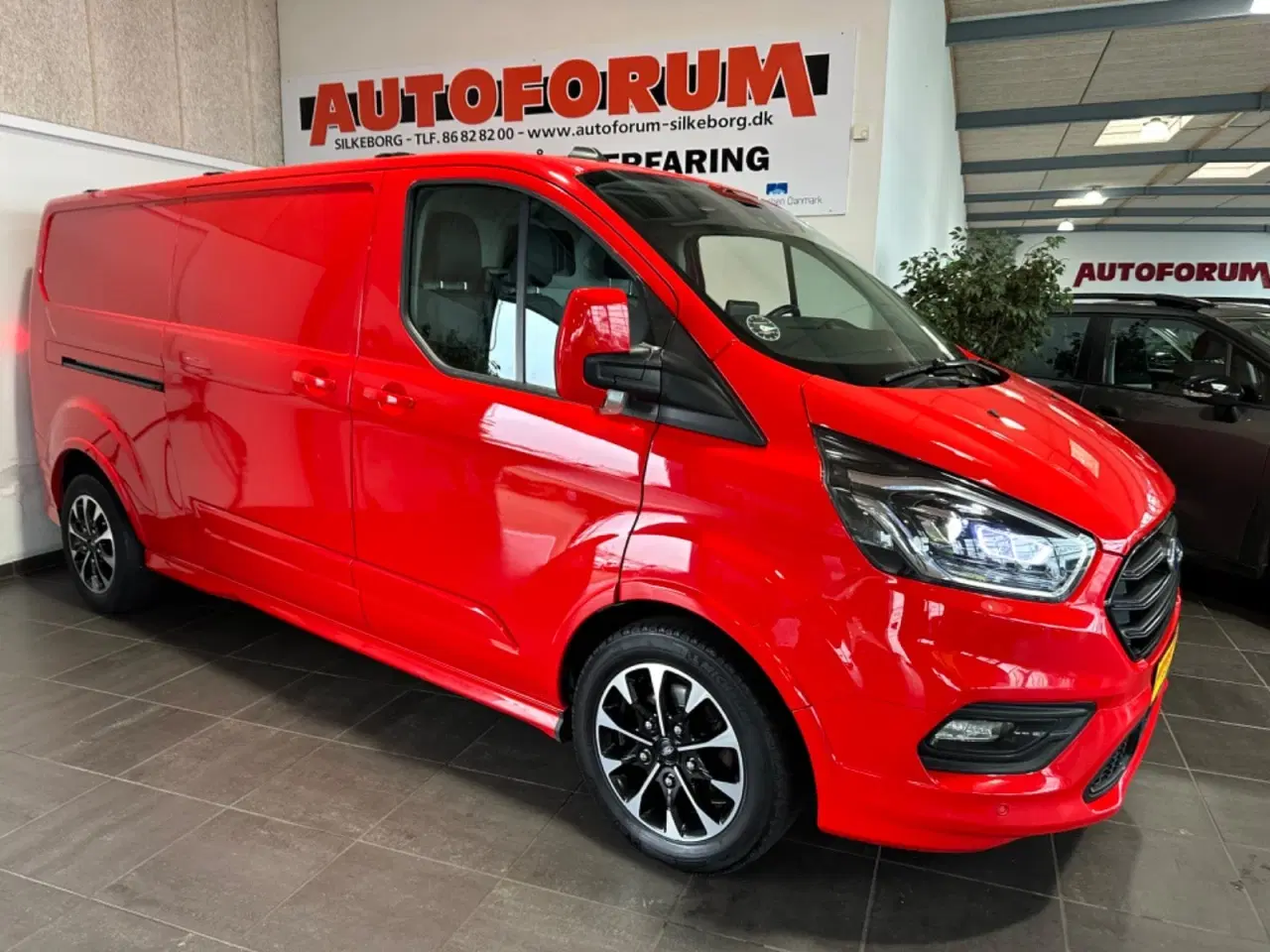 Billede 1 - Ford Transit Custom 320L 2,0 TDCi 185 Sport