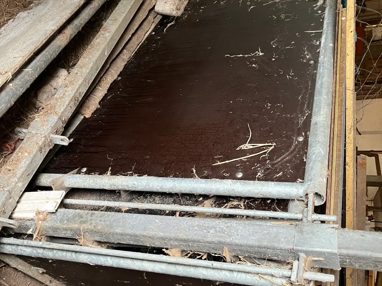 Billede 1 - Staldinventar