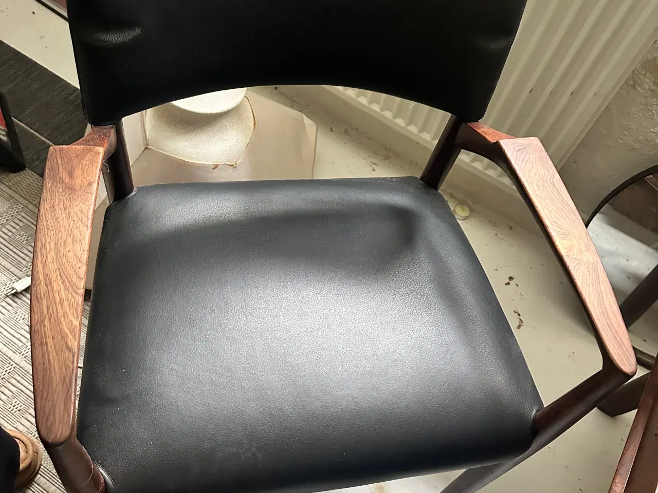 Billede 2 - Stol i læder og palisander