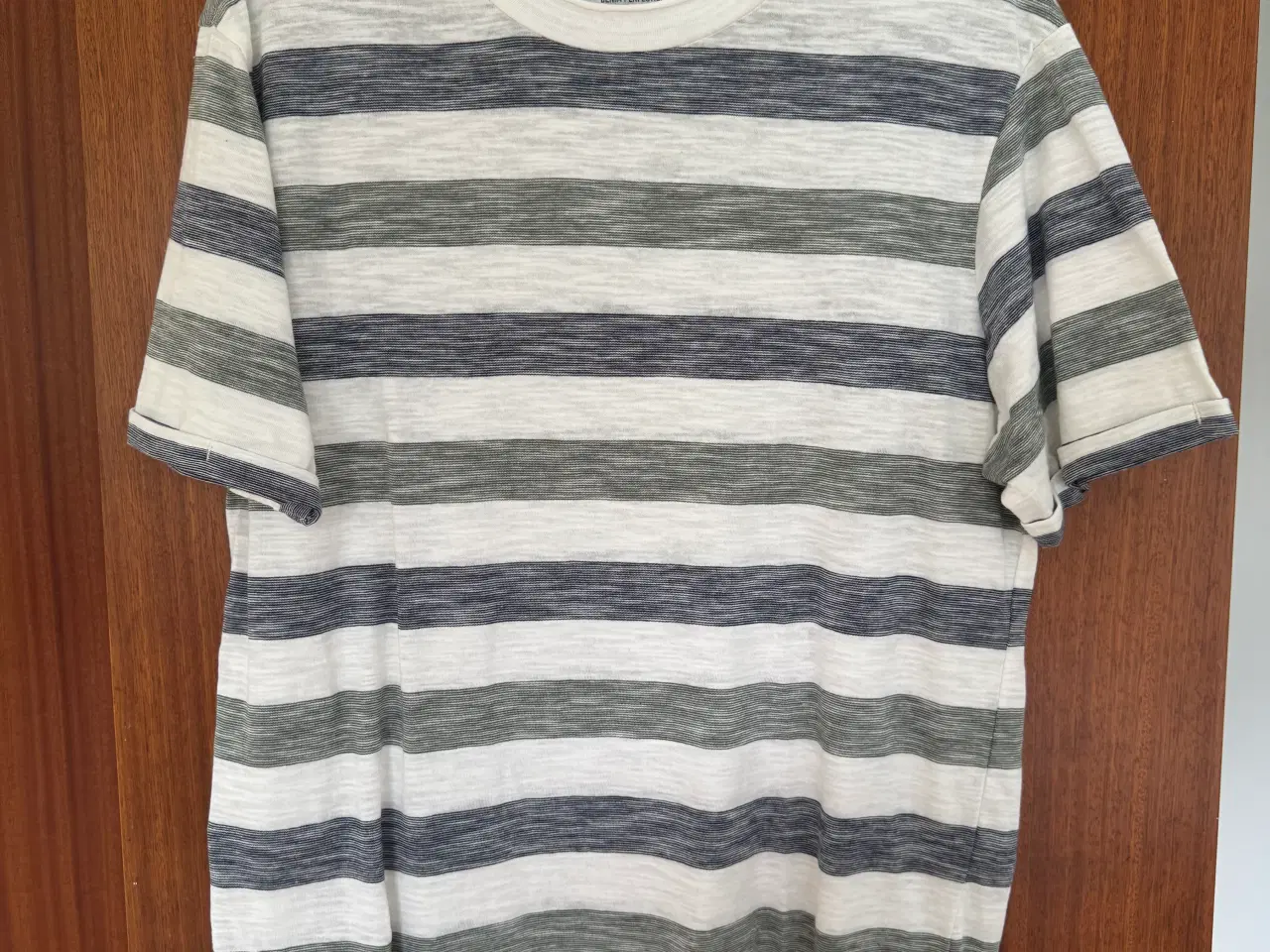 Billede 7 - Levis t-shirt + andre (Nye)