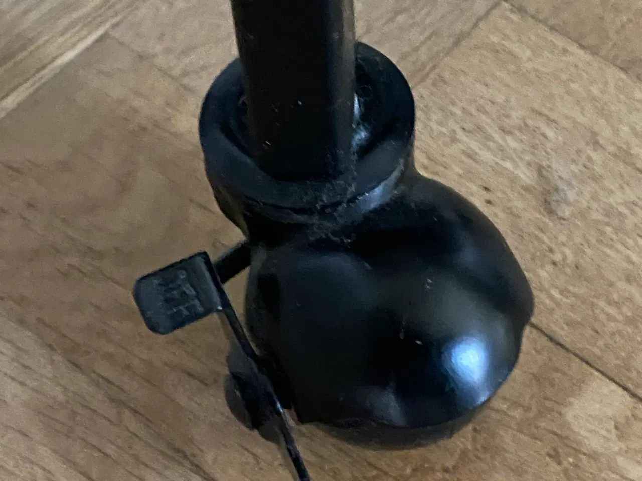 Billede 6 - Barbord med hjul og glashylder