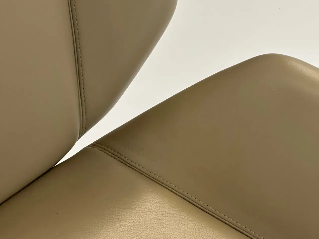 Billede 8 - Boss Design Kruze Mødestol (Beige)