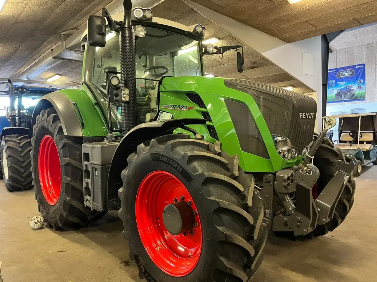 Billede 3 - Fendt 828 Profi model.  Meget flot traktor med nye fordæk.
