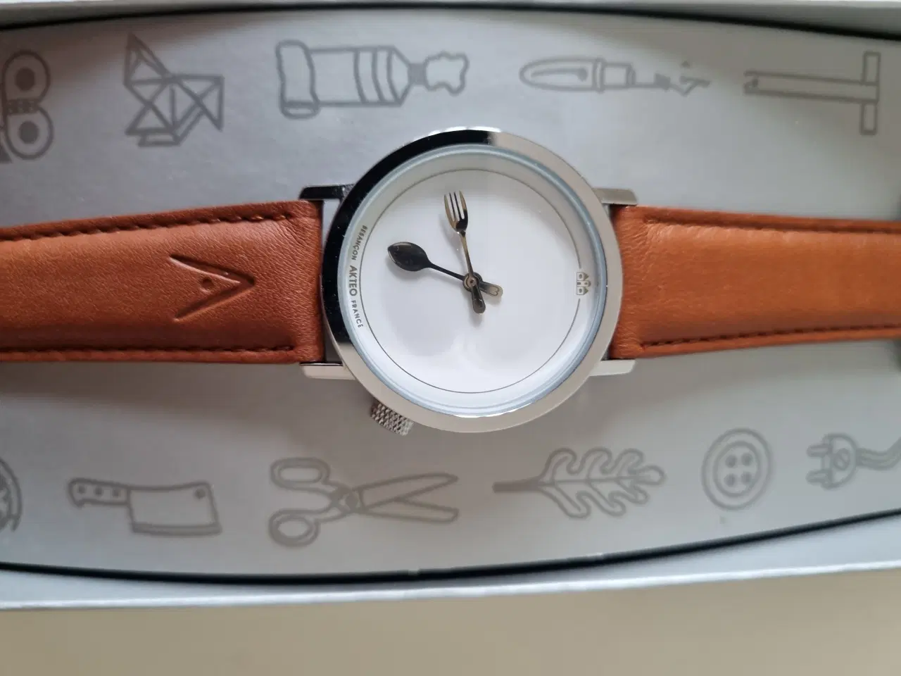 Billede 2 - Armbåndsure helt nye, mærke Akteo franske ure