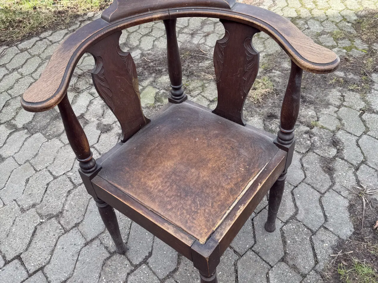 Billede 1 - Hjørnestol ca 1900 