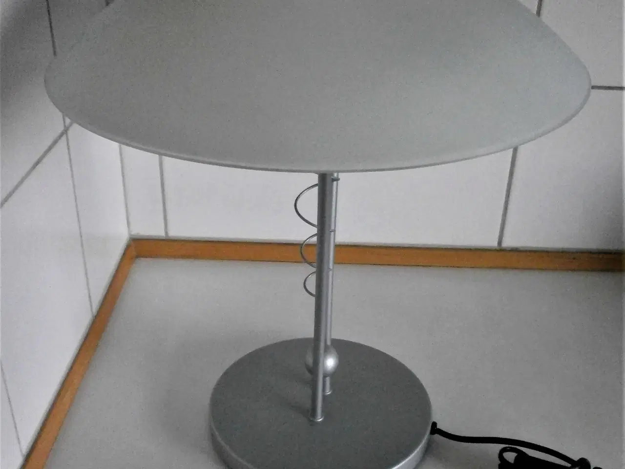 Billede 1 - Modern Bordlampe