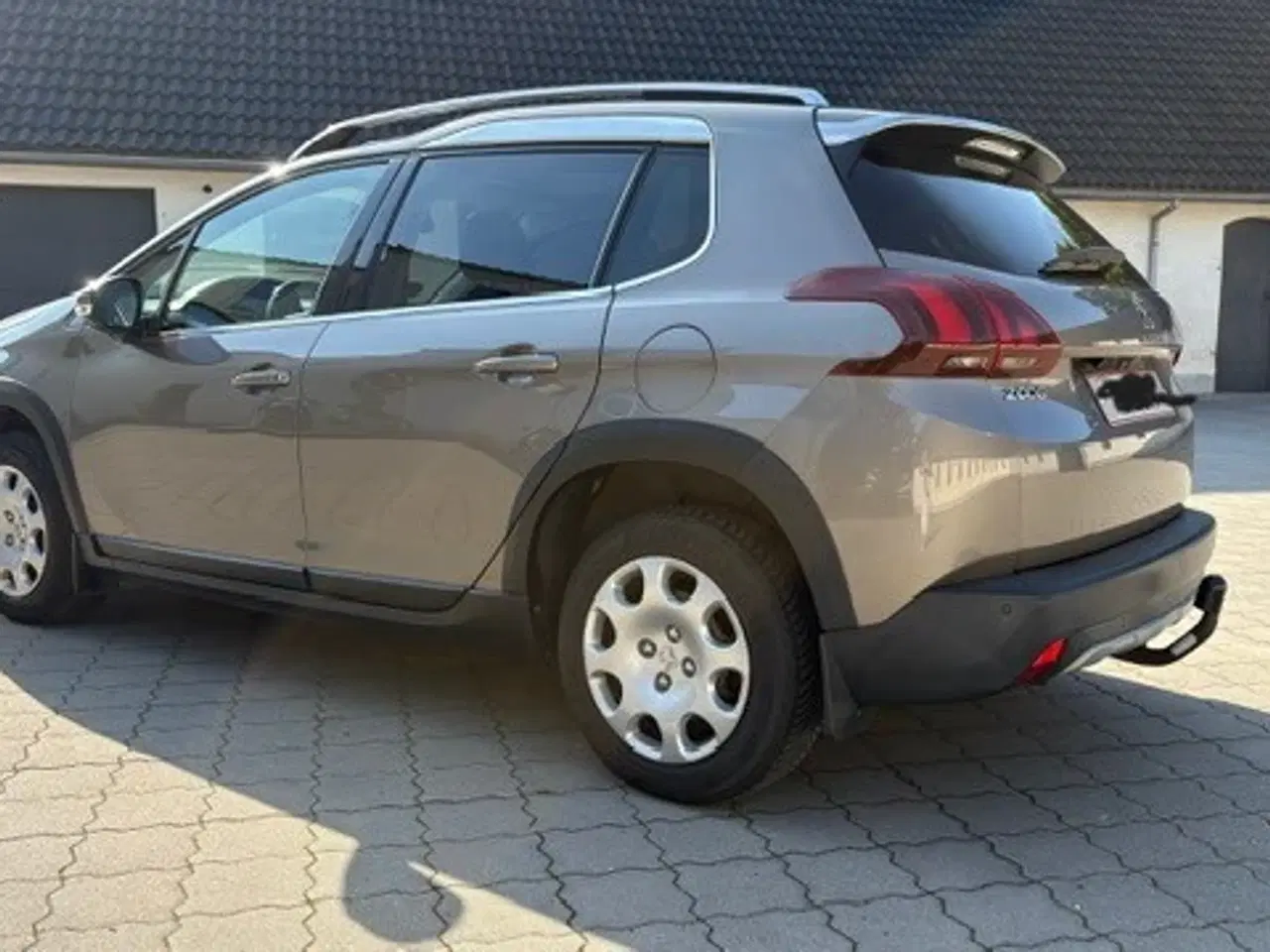 Billede 3 - Peugoet 2008 super vedligeholdt med lavt km. tal 