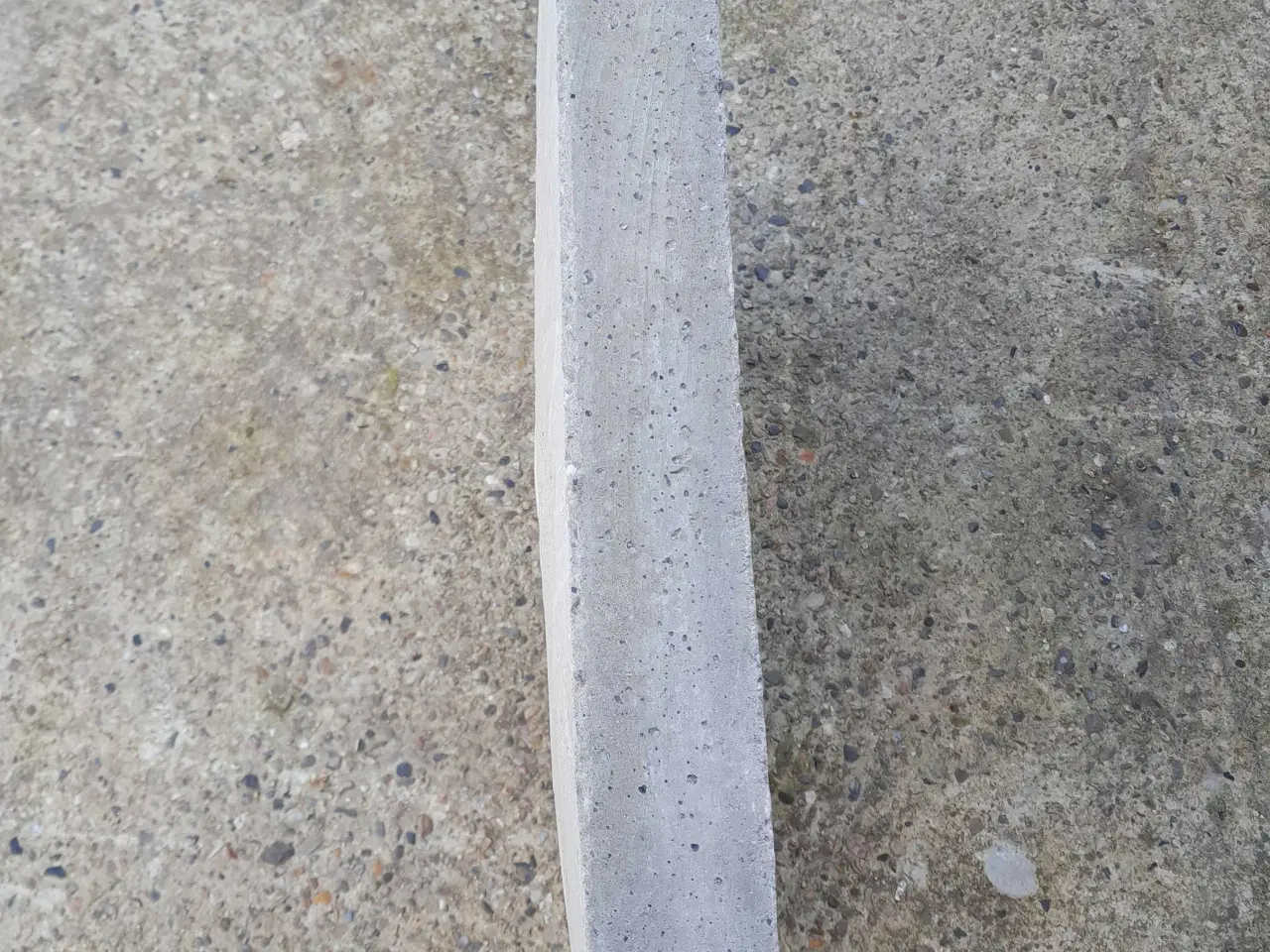 Billede 3 - Skorstens afdækning  ø 18 cm 72 × 72 cm 