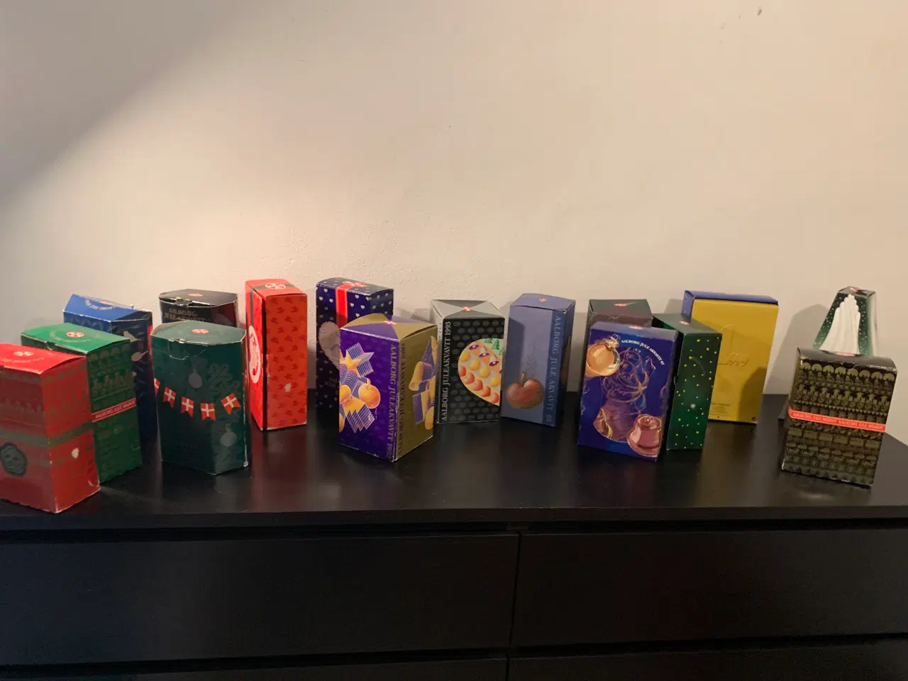 Billede 1 - Aalborg Jule Akvavit - samling 