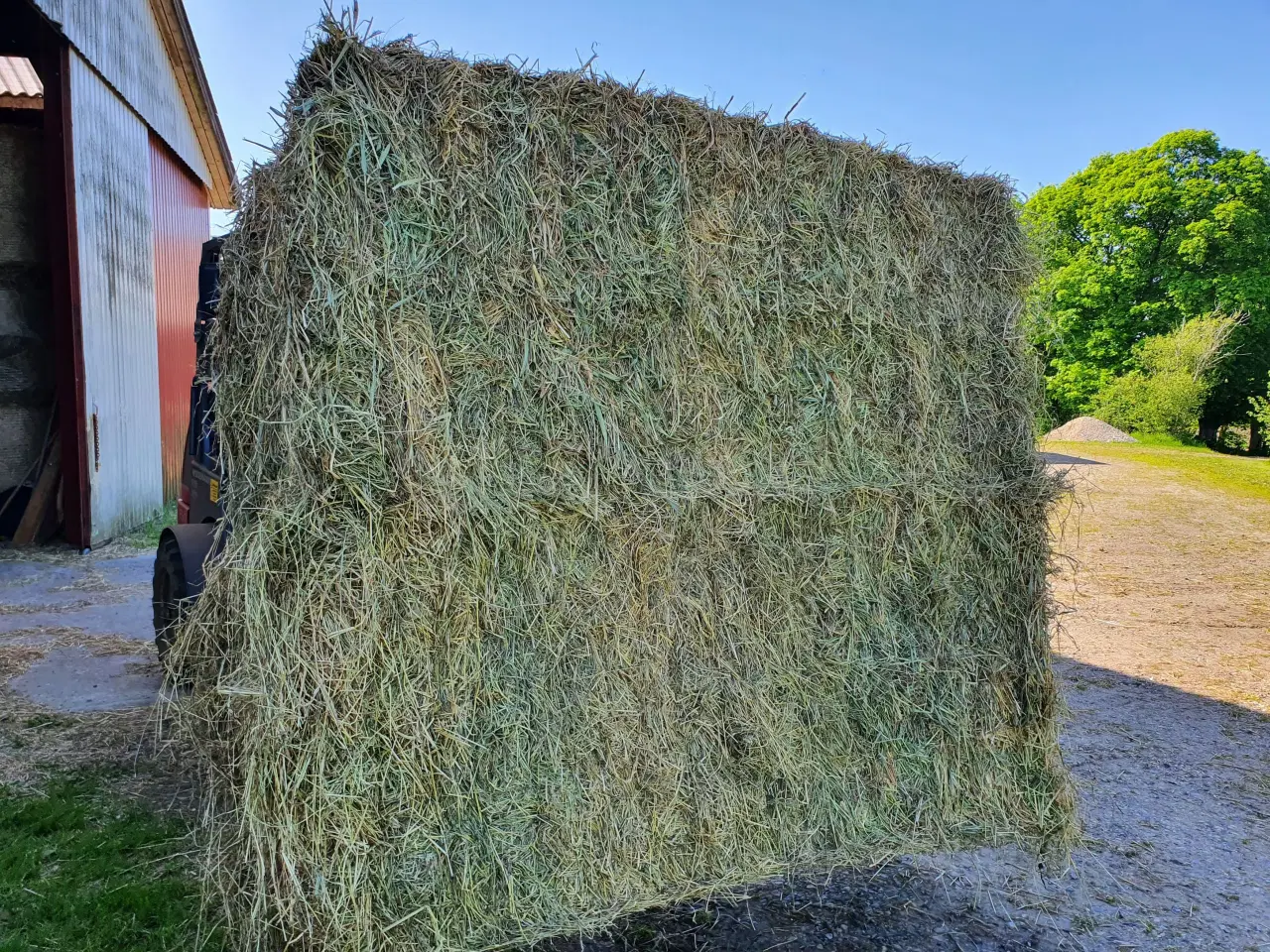 Billede 1 - Hø I minibig