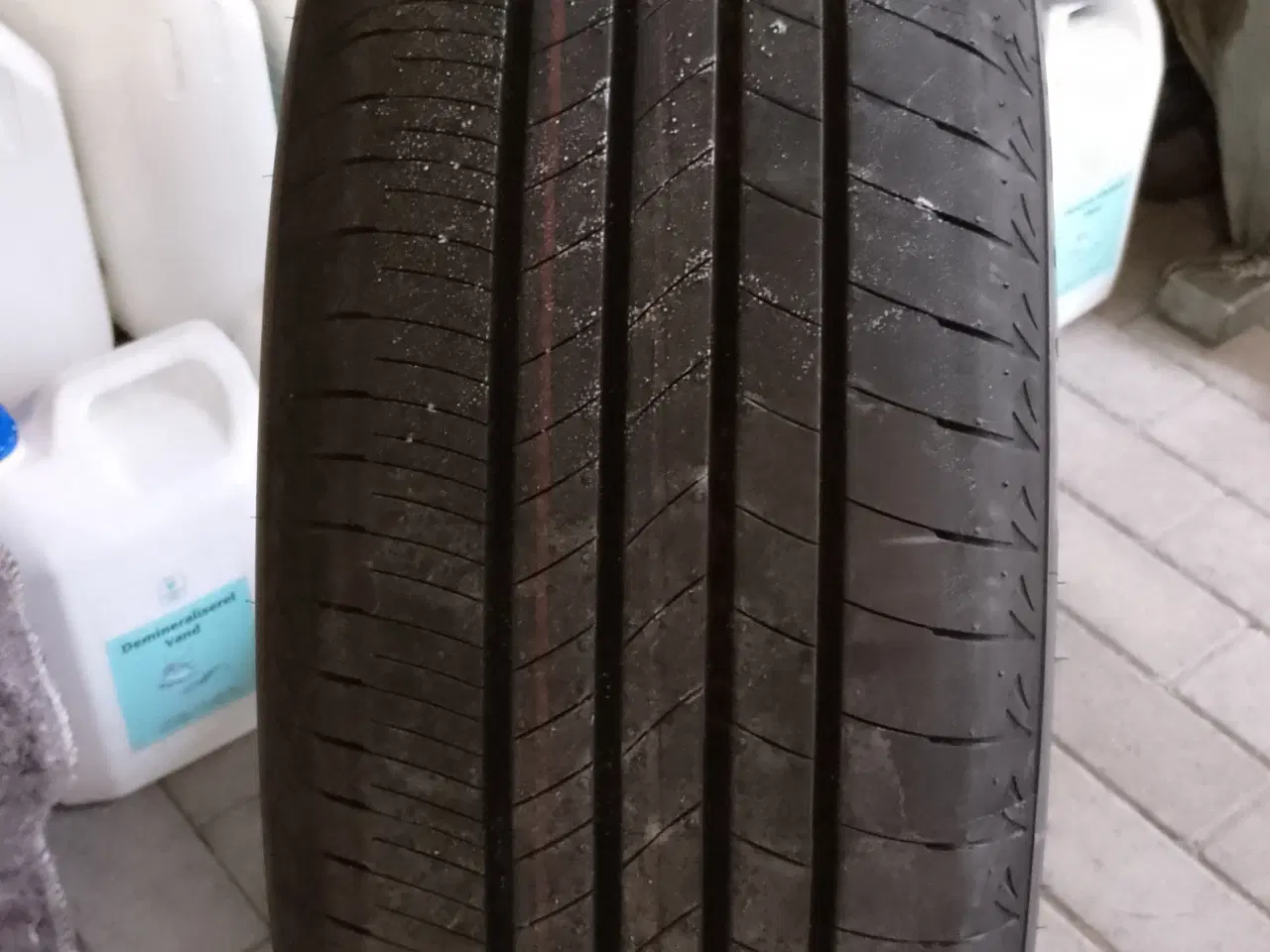 Billede 2 - Bridgestone 235/55x19 sommerdæk