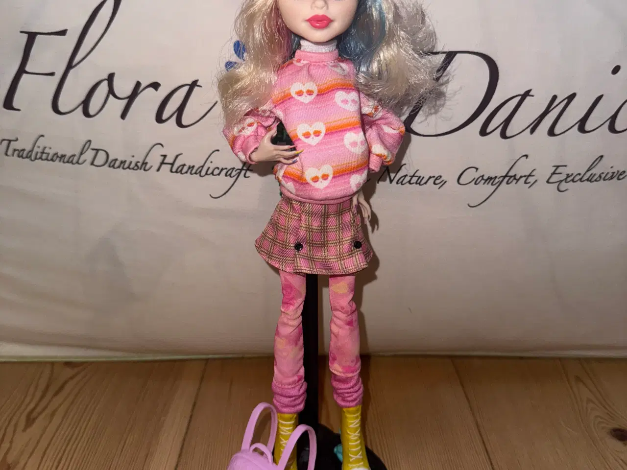 Billede 1 - Monster high Wednesday enid