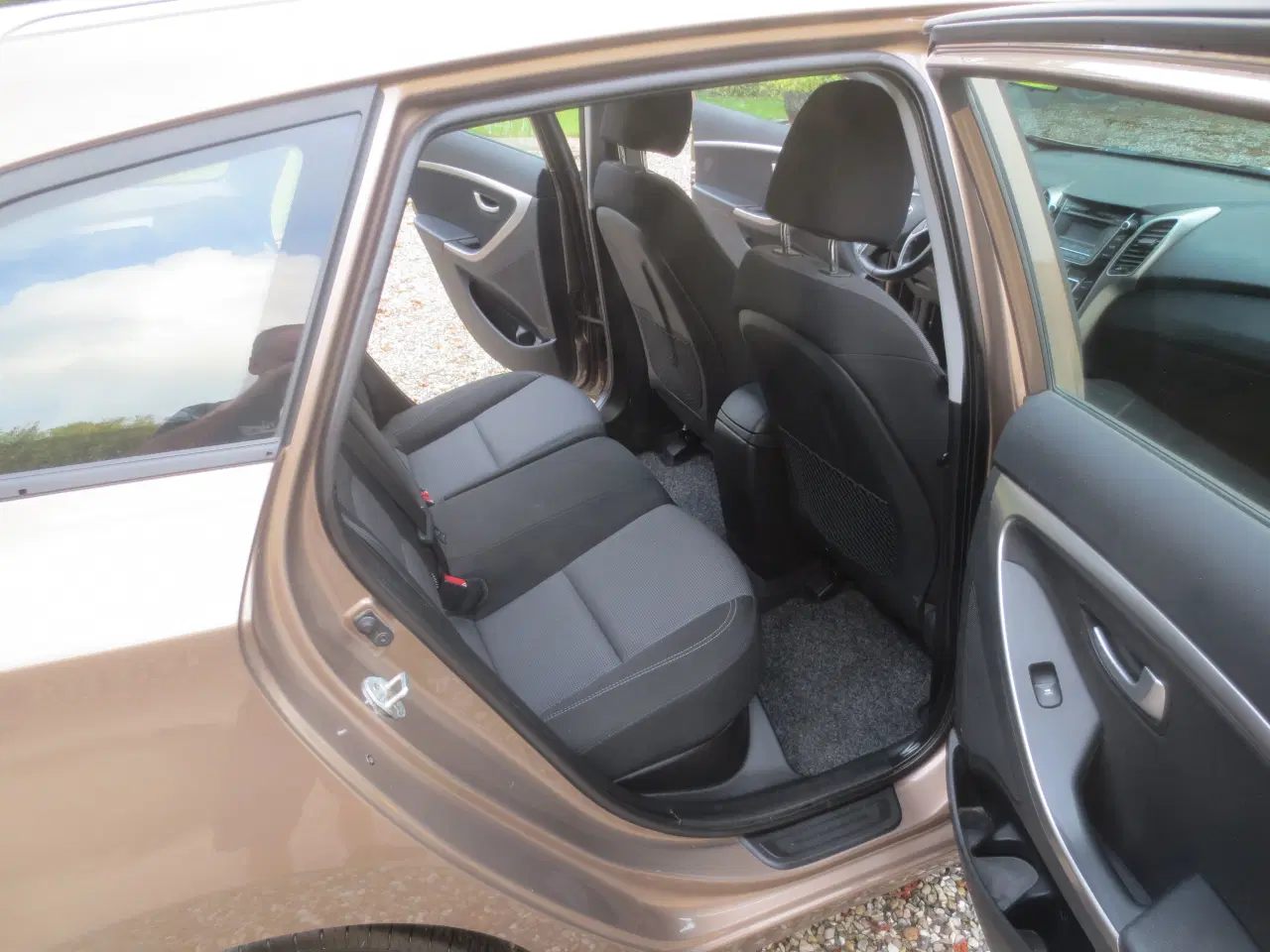 Billede 12 - Hyundai i 30 1.6 Cd 110 Hk Stc År 13.
