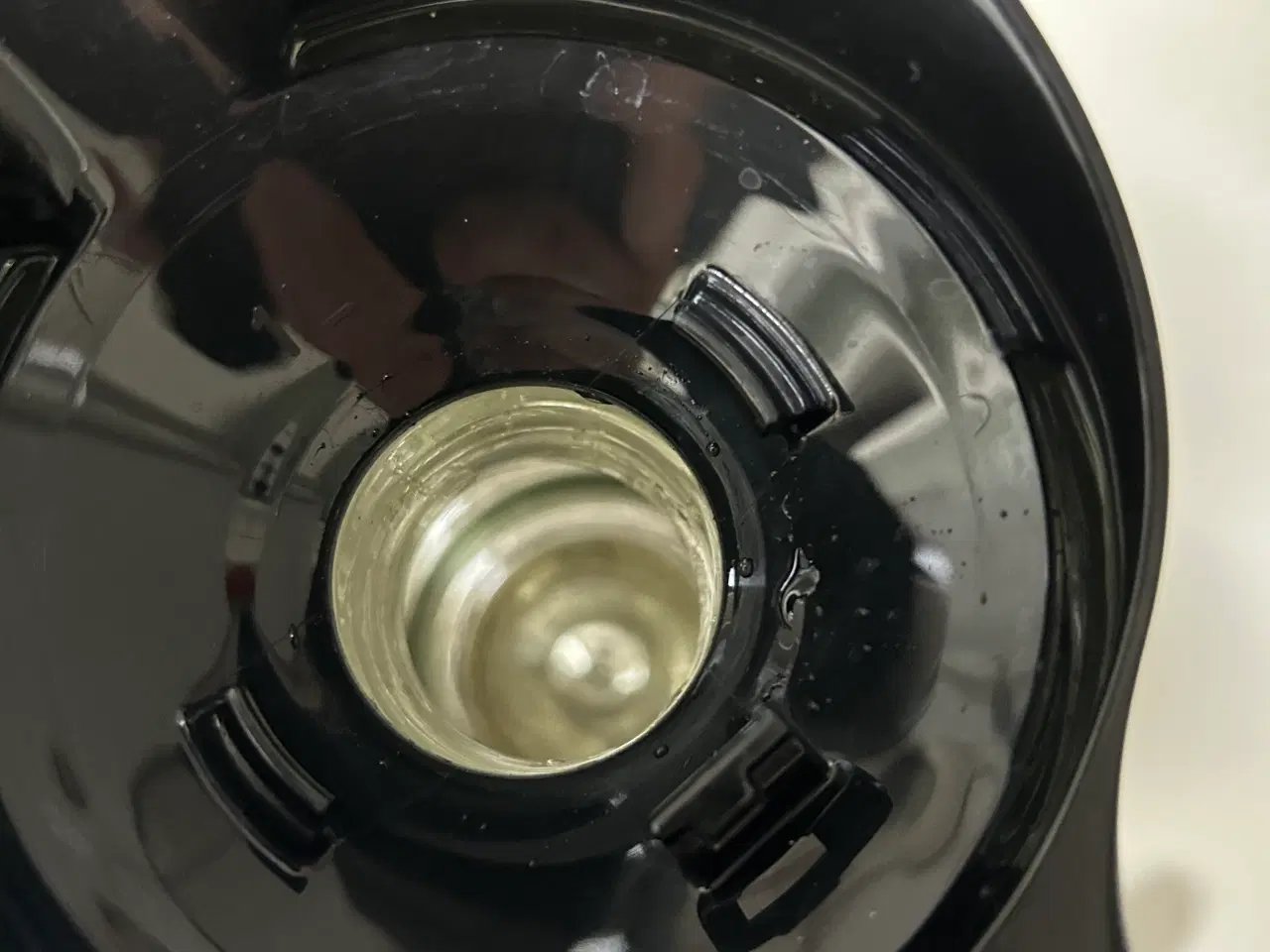 Billede 5 - Tupperware termokande i sort.