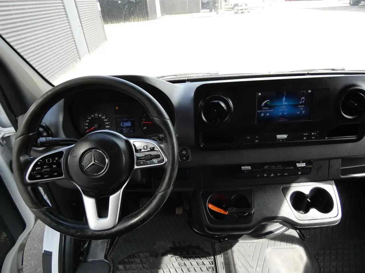 Billede 9 - Mercedes-Benz Sprinter 319 3,0 CDI A2 H2 RWD 190HK Van 6g