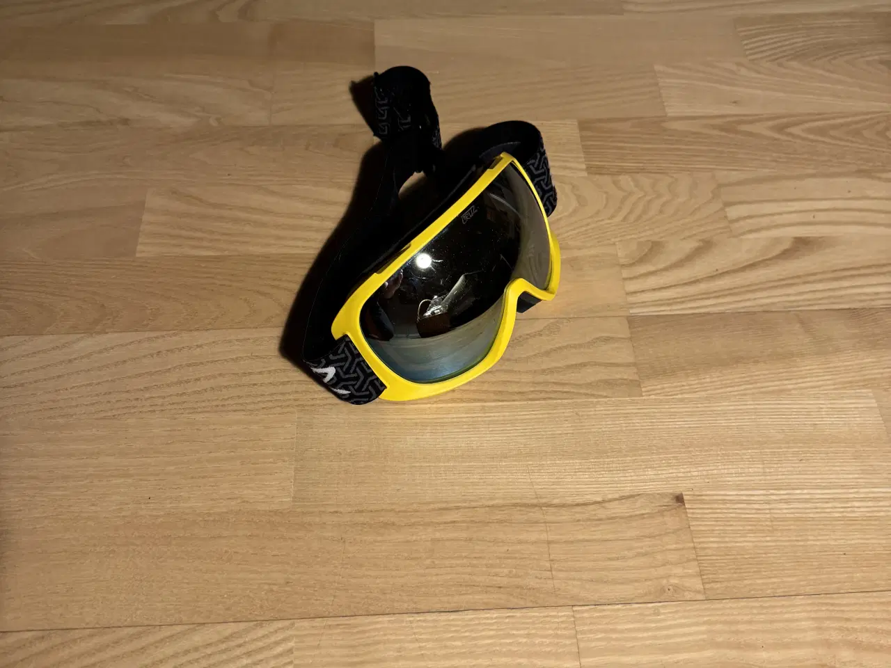 Billede 1 - Gule Skibriller