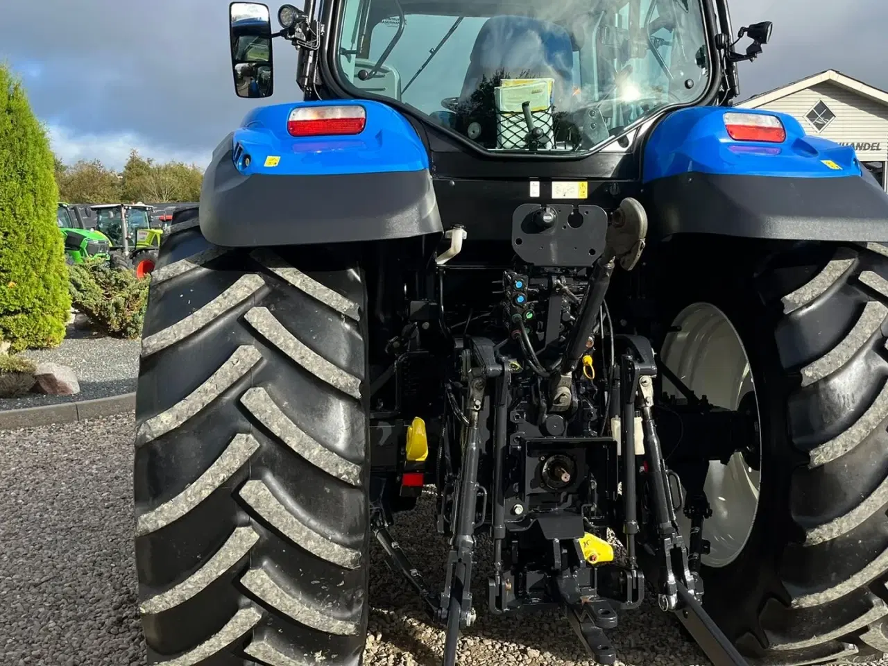 Billede 14 - New Holland T7.165S Med frontlæsser