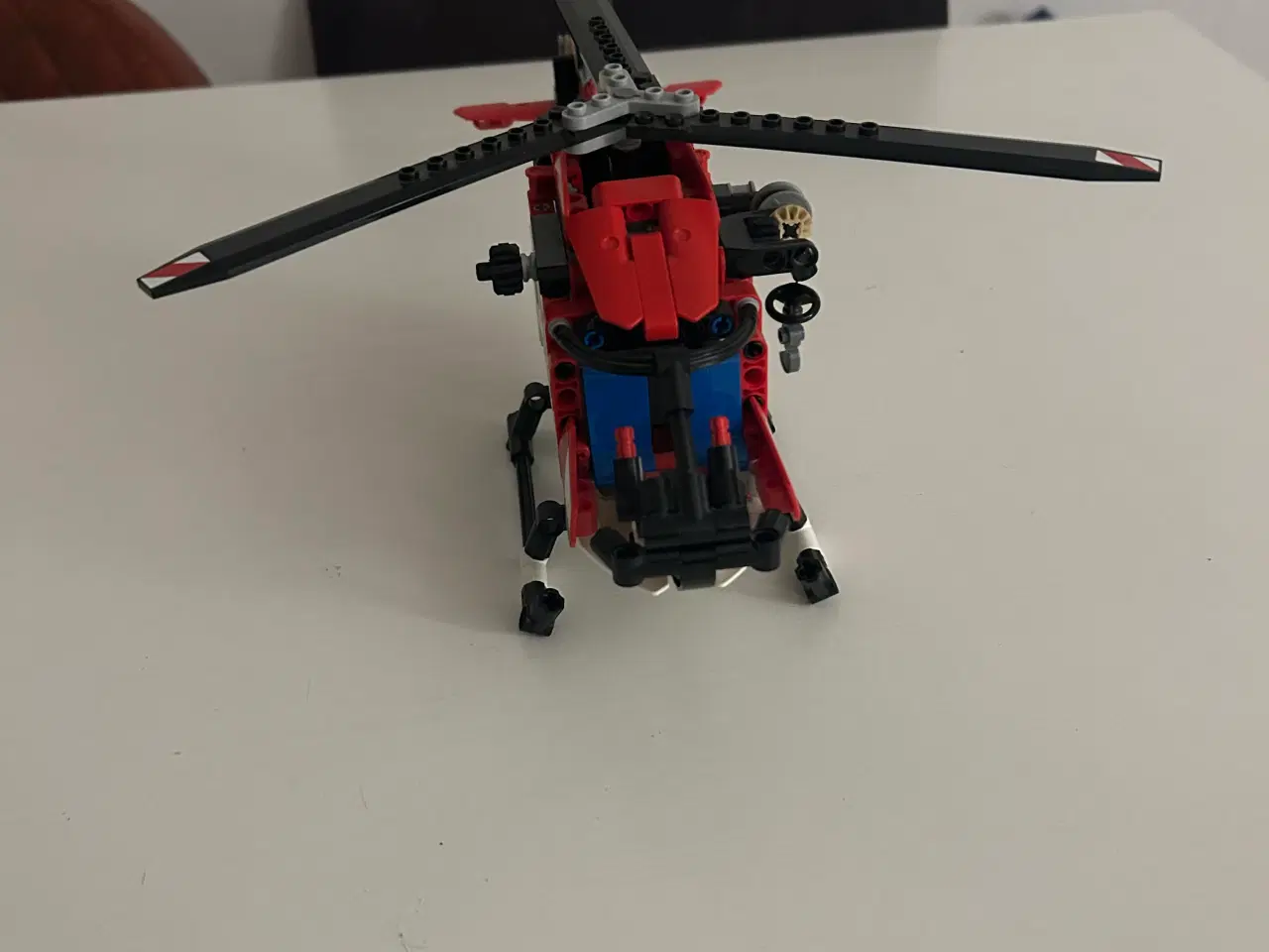 Billede 2 - Lego technic redningshelicopter