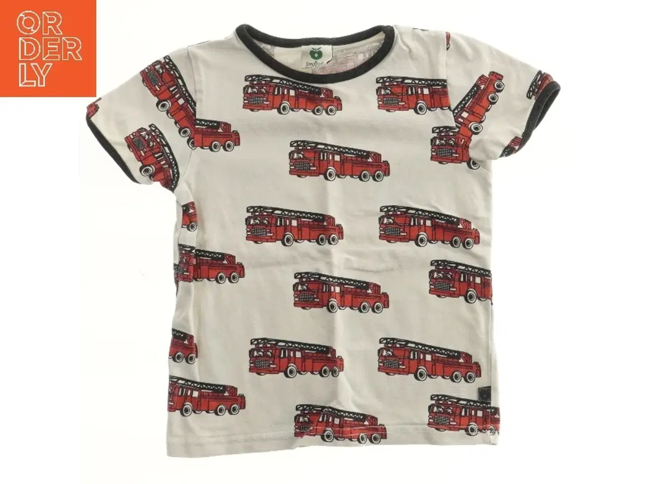 Billede 1 - T-shirt med brandbil print fra Småfolk (str. 98)