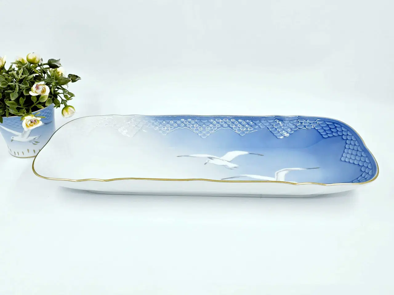 Billede 3 - Mågestel Sellerifad Med Guldkant