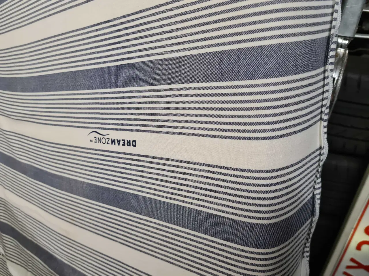 Billede 2 - Højseng i grå stål