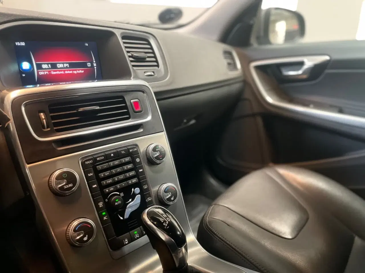 Billede 18 - Volvo V60 2,0 D4 190 Summum aut.