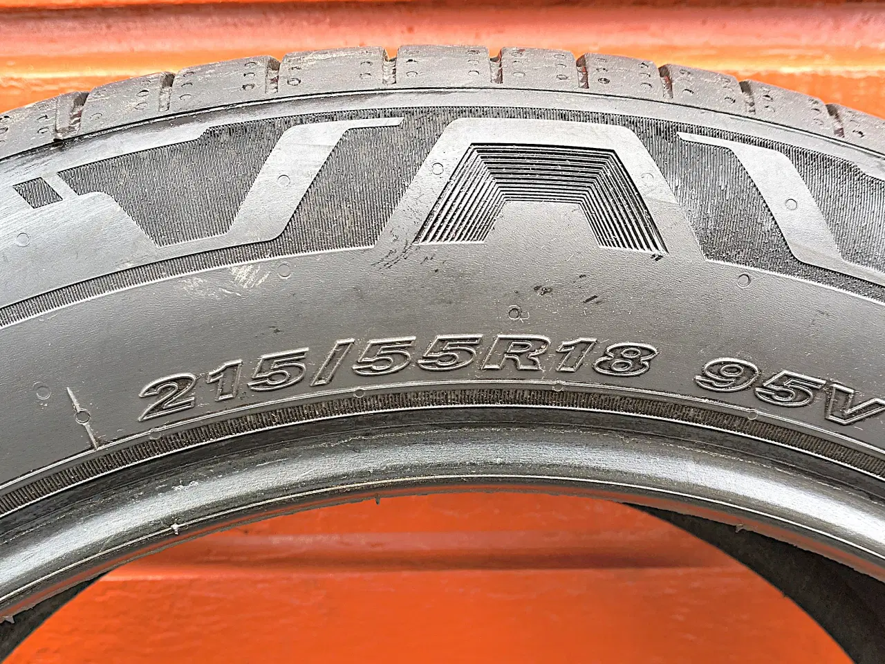Billede 5 - 215/55 R18 sommerdæk