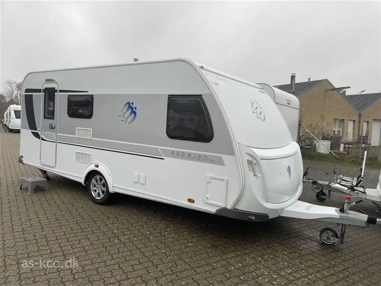 Billede 1 - 2019 - Knaus Südwind 500 FSK Knaus Südwind 500 FSK årg. 2019 6 sovepladser, 5 siddepladser, Isabella Commodore 3 m fortelt, mover.