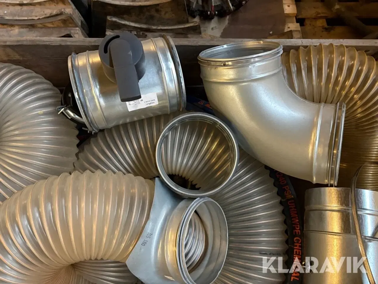 Billede 10 - Samlet lot - udsugningsrør, pvc gardin og vvs fittings