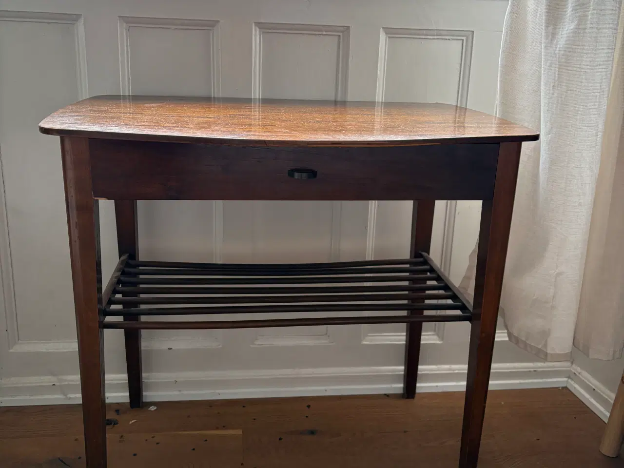 Billede 3 - Bord i træ