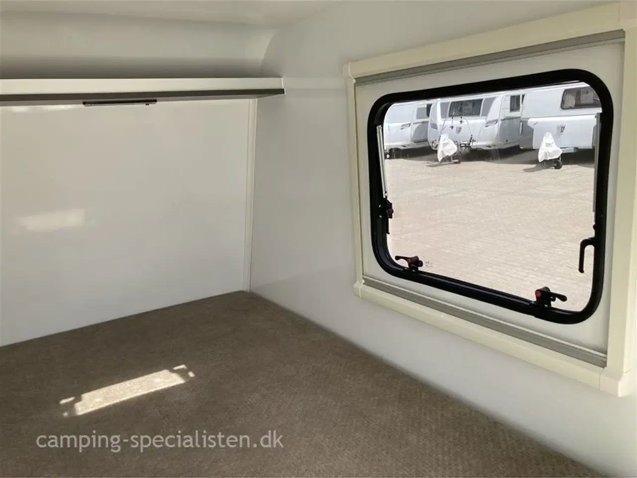 Billede 6 - 2025 - Tomplan Silverline Compact   Silverline Compact Mini Campingvogn 2025 model  hos Camping-Specialisten.dk