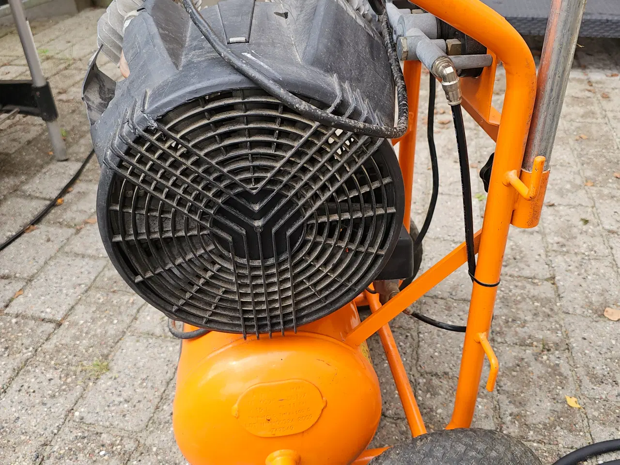 Billede 4 - KOMPRESSOR Paslode (PROLINE 250)